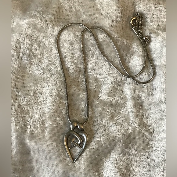 Entwined - Picture 4 of 9